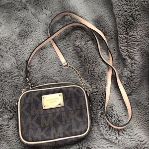 Michael Kors Crossbody